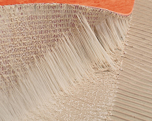 Profesionální lepidla na podlahy – silná vazba pro dlouhou životnost