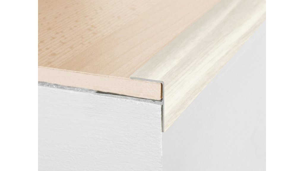 Schodová hrana pro obložení schodů do 8 mm, Profilteam 16*23*2700 Dub bělený E901
