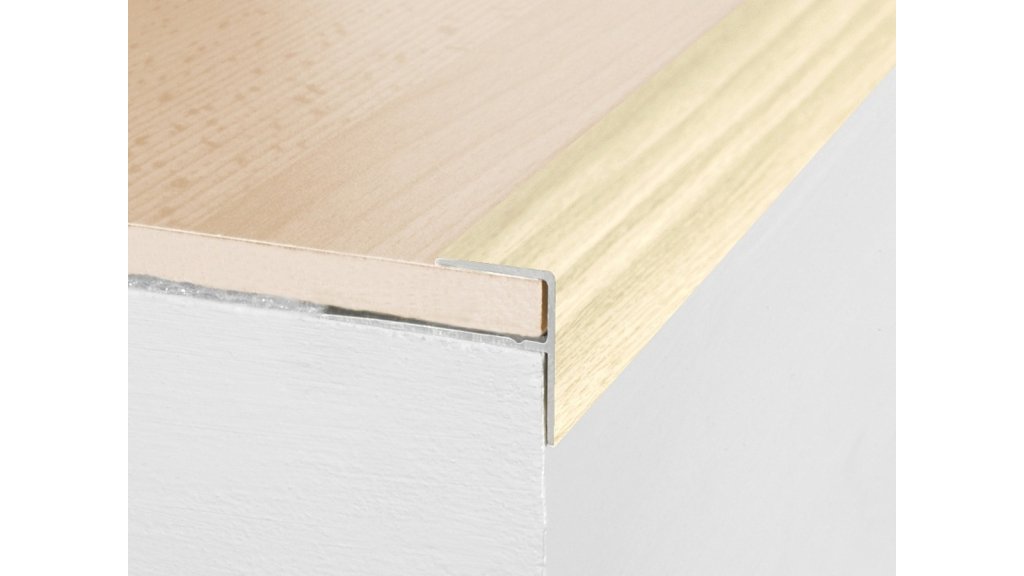 Schodová hrana pro obložení schodů do 8 mm, Profilteam 16*23*2700 Dub mocca E902