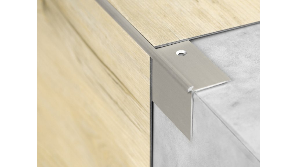 Schodová lišta vnější pro obložení schodů vinylem do 2,5 mm, Küberit 870, 39*29*2500 Imitace nerezi F2