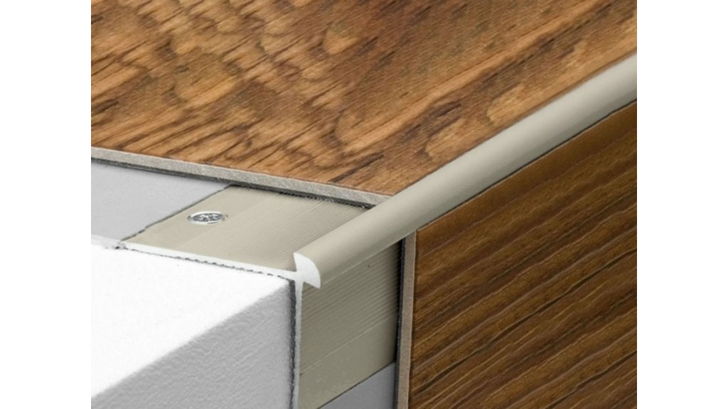 Schodová lišta vnější pro obložení schodů vinylem do 5 mm, Profilteam, 42*28*2700 Šampaň E02
