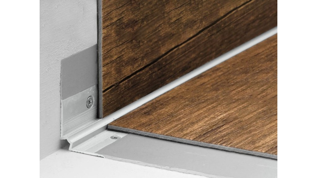 Schodová lišta vnitřní pro obložení schodů vinylem do 2,5 mm, Küberit 870 IW 29*29*2500 Stříbrná F4