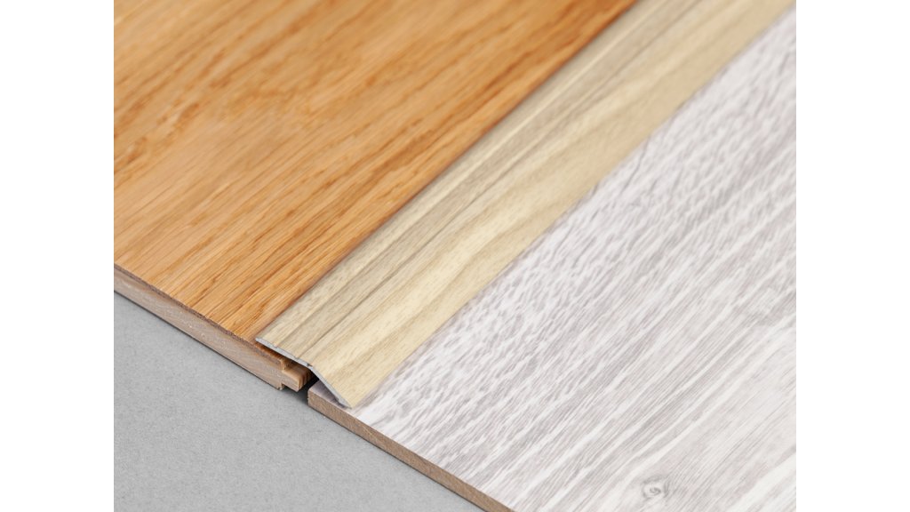 Ukončovací lišta samolepící Profilteam do 8 mm 39*2700 Dub mocca E902
