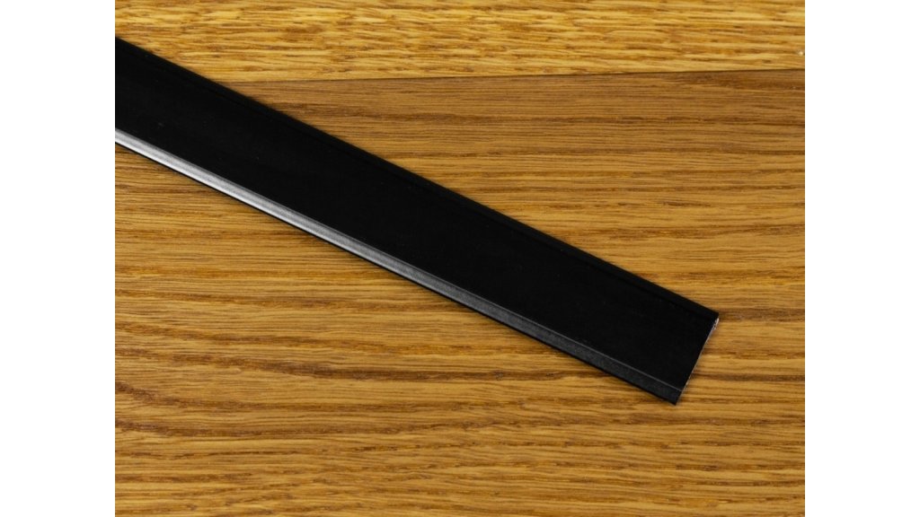 Přechodová lišta samolepící plochá Küberit 441 SK 40*1000 Černá F16, RAL 9005