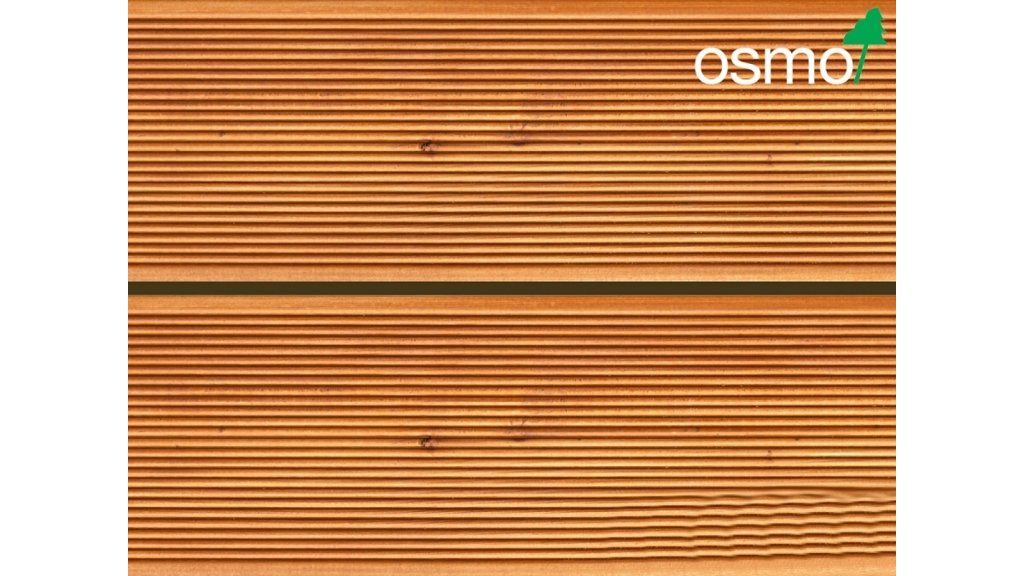 Osmo 009 Modřín olej na terasy aplikovaný na Sibiřském modřínu ve 2 vrstvách