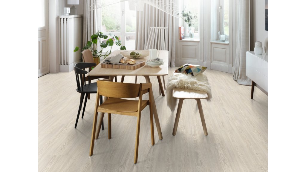 Laminátová podlaha Egger NatureSense Aqua Classic 32 Dub Soria bílý EL2062