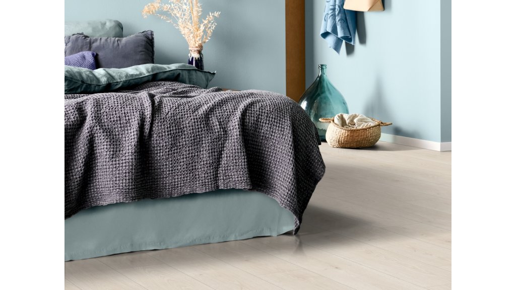 Laminátová podlaha Egger NatureSense Aqua Classic 33 Dub Treviso bílý EL2180