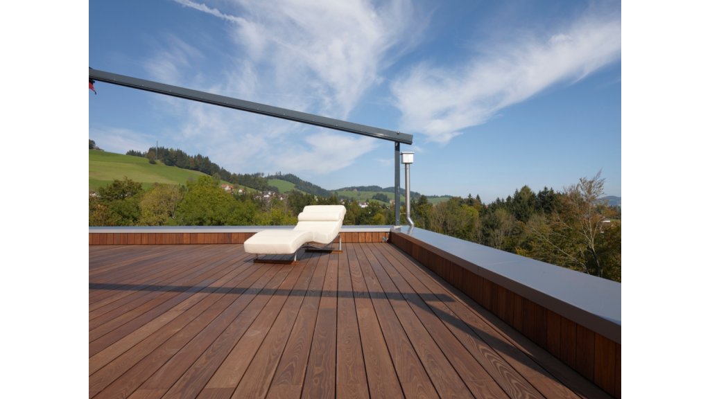 Terasové prkno Jasan Thermowood Clip hladké