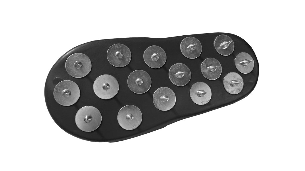 Nazouvací boty s hřeby 21 mm M