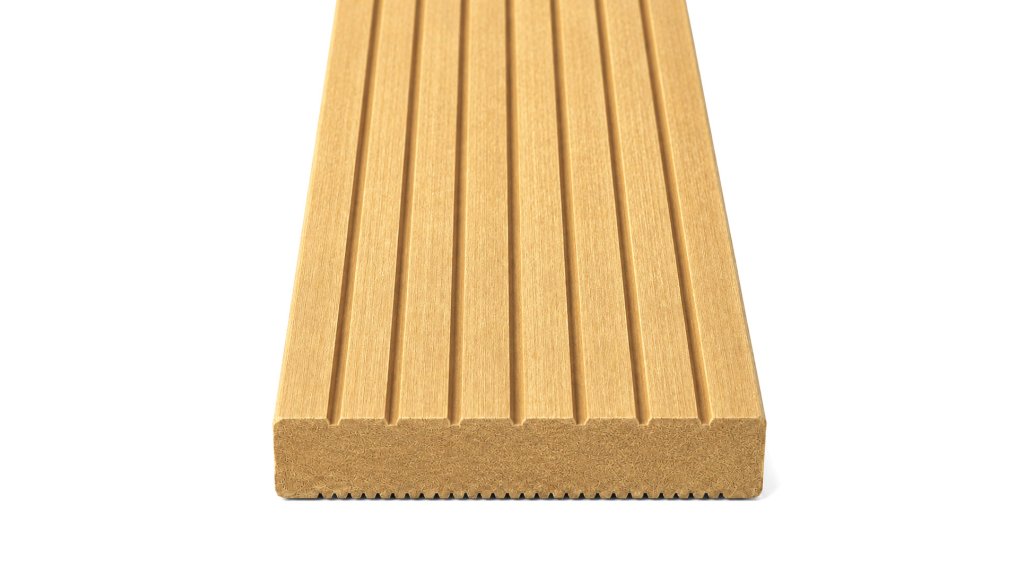Terasové prkno Garapa 25 × 145 mm – hrubě drážkovaná pohledová strana