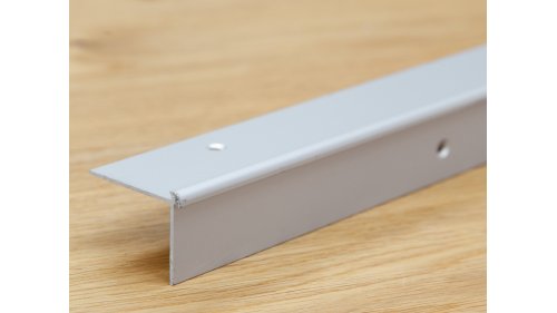 Schodová lišta vnější pro obložení schodů vinylem do 3 mm, Küberit 871, 39*29*2500 Stříbrná F4