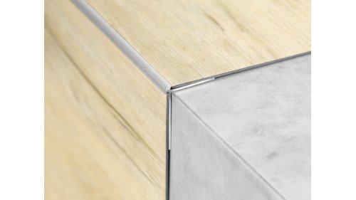 Schodová lišta vnější pro obložení schodů vinylem do 6,5 mm, Küberit 874, 43*33*2500 Stříbrná F4