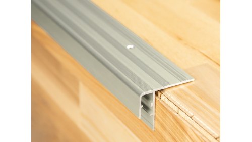 Schodová LED lišta Küberit 890, 60*27*3000 Imitace nerezi F2
