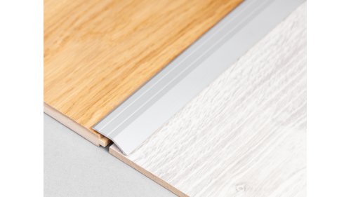 Ukončovací lišta samolepící Profilteam do 3 mm 30*2700 Stříbrná E01