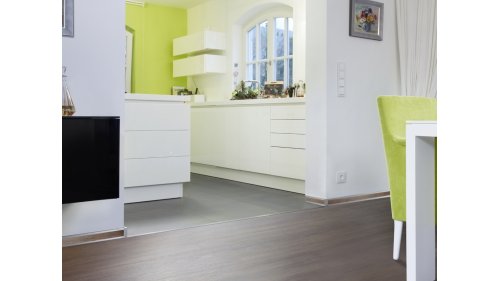 Vyrovnávací přechodová lišta Küberit 576 Design Clip 33*2700 Stříbrná F4