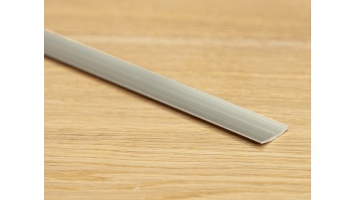 Spopdní strana přechodové lišty Küberit 458 U