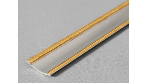 Pružné, kaučukové lepidlo na spodní straně samolepící přechodové lišty