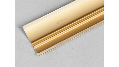 Nelepivé silikonové těsnění na spodní straně profilu