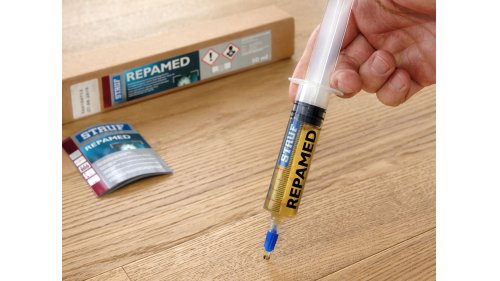 STAUF Repamed – aplikace do dutého místa pod parketou