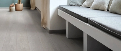 Vinylové podlahy s klidným vzhledem